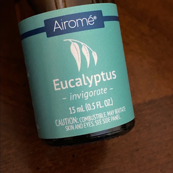 Essential Oil~Eucalyptus & Diffuser (NEW!) - Picture 4 of 9